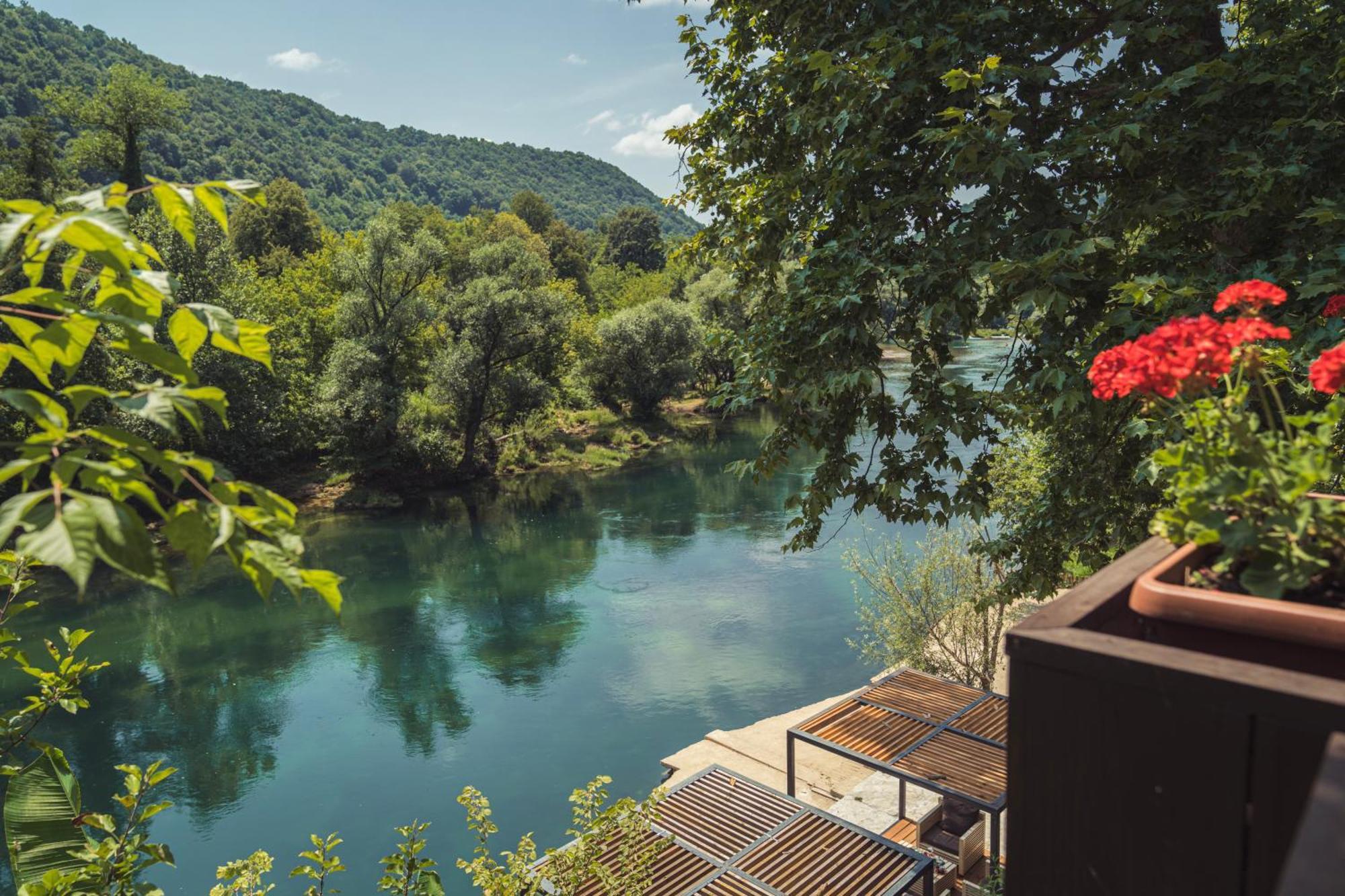 Hotel Tazz - River Front Oasis Collection Bihać Exteriör bild